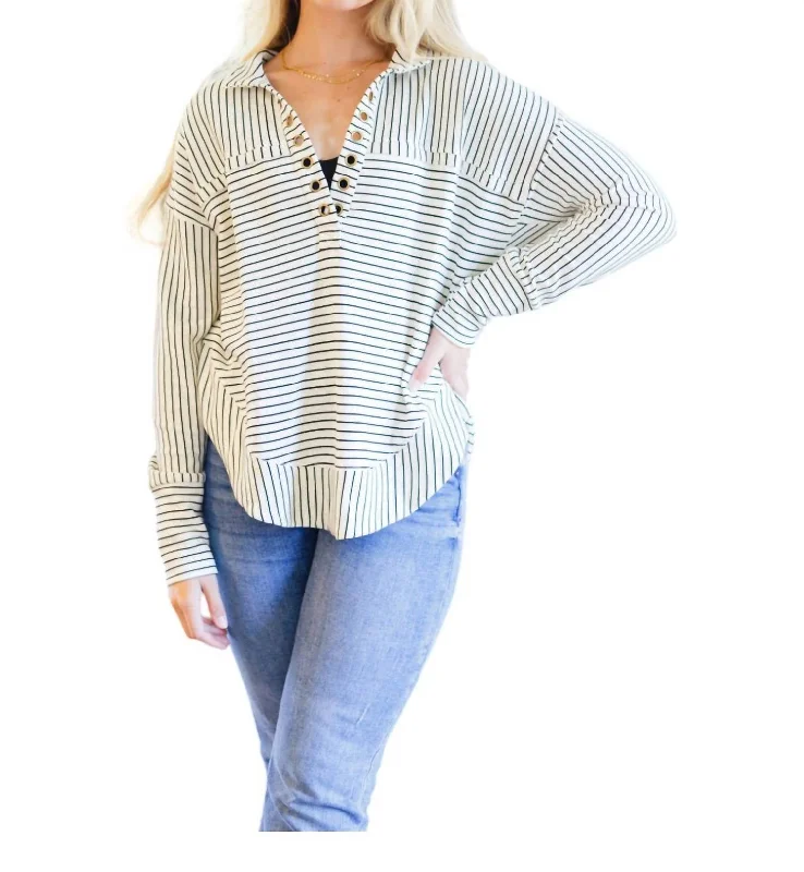 Weekender's Pullover Top In White And Black Stripe Zipper Front Cardigan