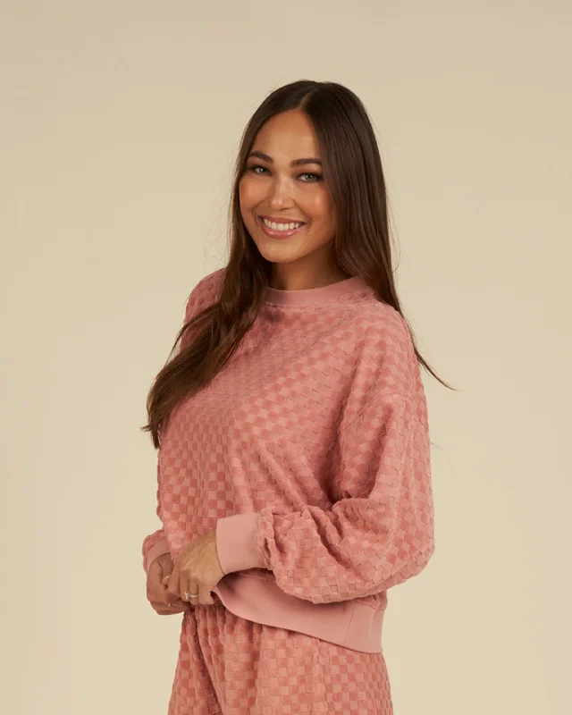 Rylee & Cru Women's Boxy Pullover in Pink Check Chunky Knit Pullover