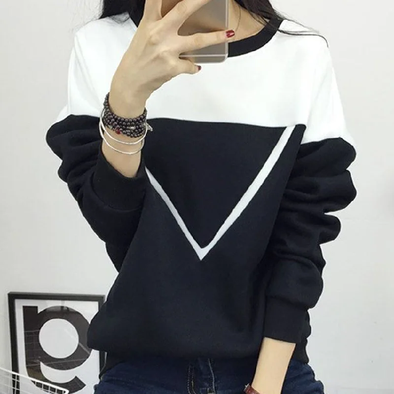 Fashion Black and White Spell Color Patchwork Hoodies Women V Pattern Pullover Sweatshirt Female Tracksuit M-XXL Chunky Knit Pullover Fashion Black and White Spell Color Patchwork Hoodies Women V Pattern Pullover Sweatshirt Female Tracksuit M-XXL Chunky Knit Pullover