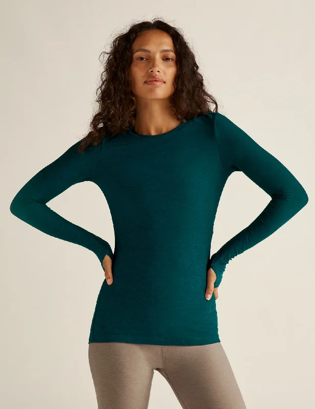 Featherweight Classic Crew Pullover Thin Wool Pullover