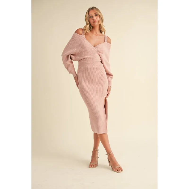 Chic Midi Sweater Dress Lightweight Heavyweight Midweight