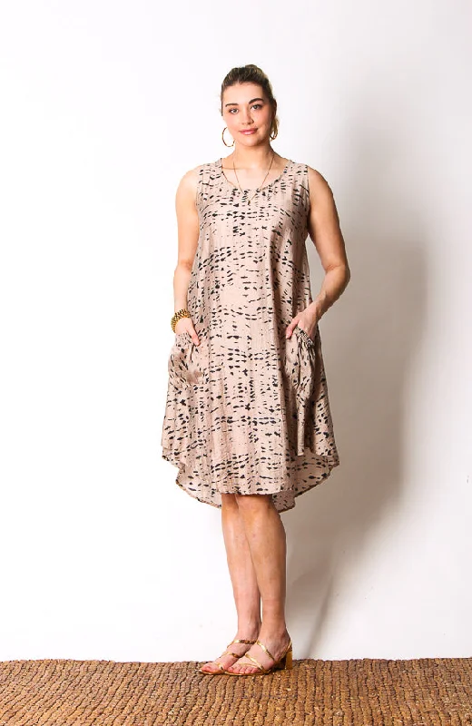 Honeysuckle Beach Nero Dress